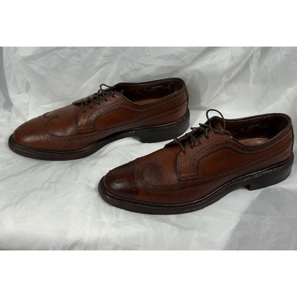 Allen Edmonds MacNeil Derby Men 9 B Brown Pebble Grain Leather Longwing Brogues
